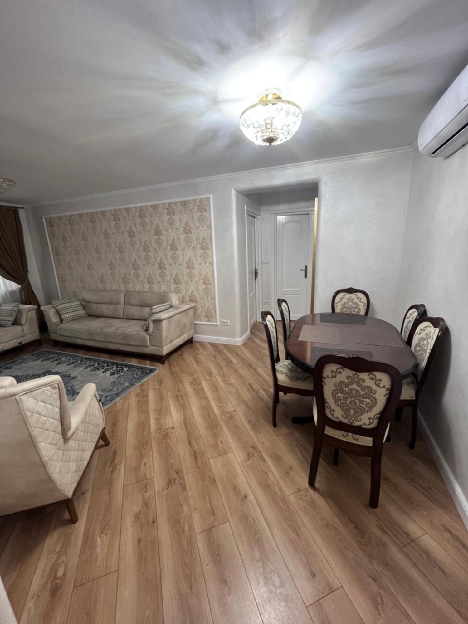 Apartament In Botoşani Eksteriør billede