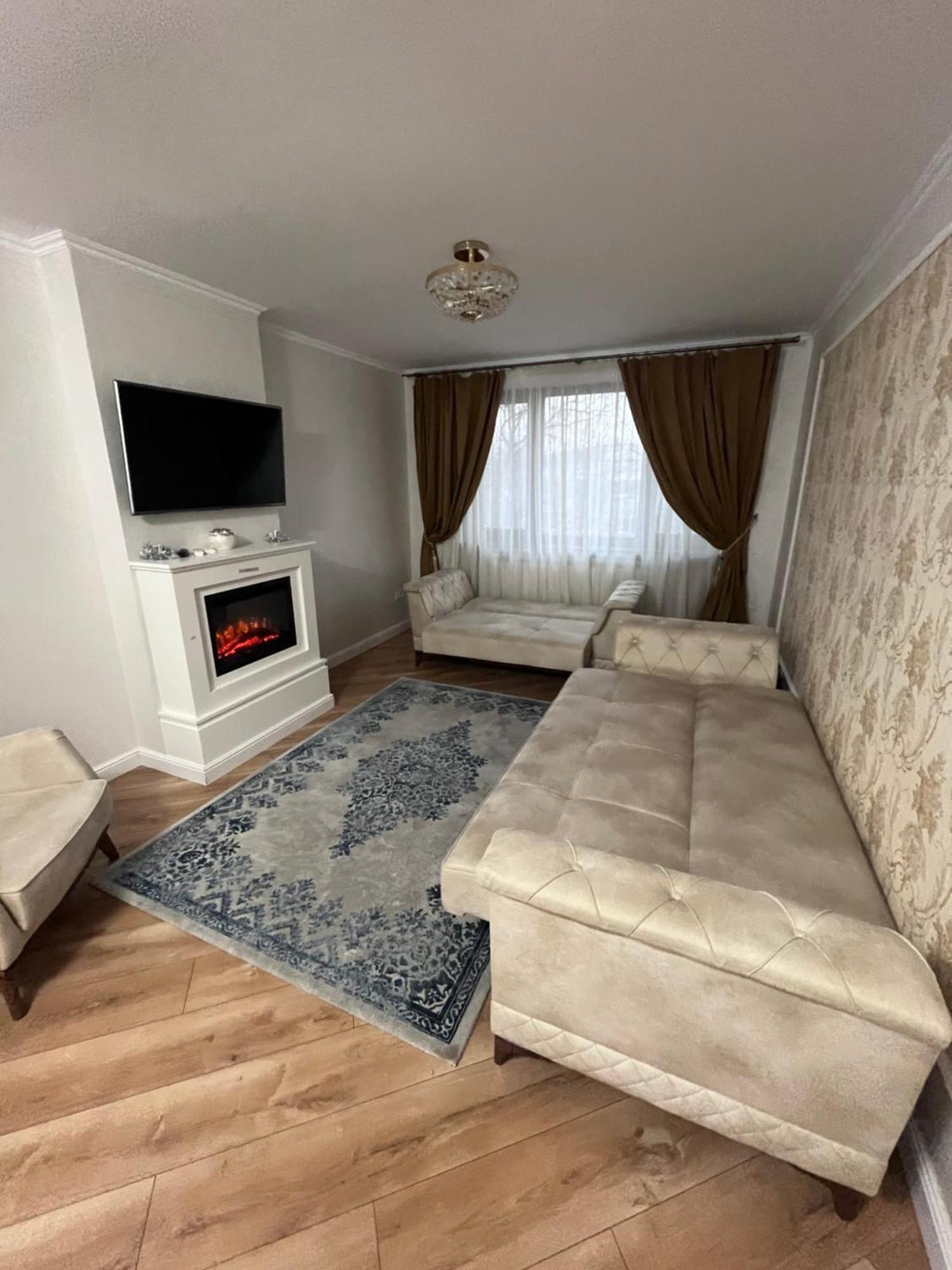 Apartament In Botoşani Eksteriør billede